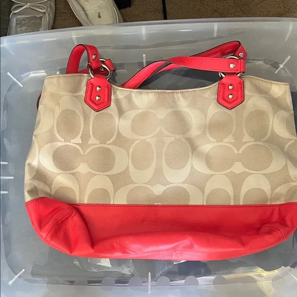 Coach Tan and Pink Shoulder Bag - Picture 2 of 3